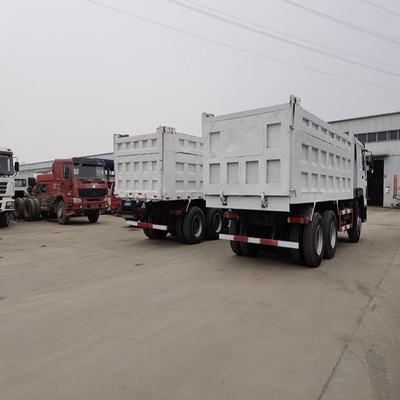 Sinotruck HOWO Pneus 315 80 22,5 60 tonnes HP 380 Euro2 375HP 4X4 8X4 Pneus d'occasion à décharge à bascule