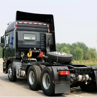 6X4 Tireur Tireur Tête Véhicule utilitaire de la série J6 avec certification pneumatique GCC