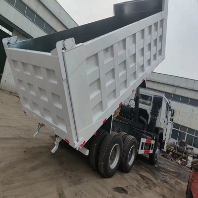10 roues 12 pneus Sinotruck 6X4 375 ch Euro 2 Euro 3 camion de décharge pour Hotsale en Afrique