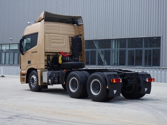 6X4 roue motrice en bon état HOWO camion tracteur 371/375HP 99% GCC certification de pneus