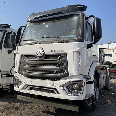 Ségment de camion lourd 6X4 60 tonnes Rhd Sinotruk HOWO Tête de tracteur