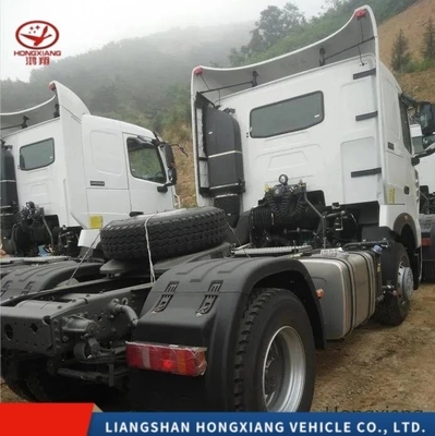 Tête de camion tracteur lourd avec option de personnalisation et siège du conducteur de suspension pneumatique