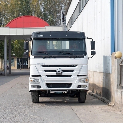 Volvo 6X4 camions tracteurs avec certification GCC et siège du conducteur en suspension pneumatique