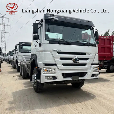 Shacman Trucks Head Tractor Truck avec fenêtres manuelles et ≤ 5 sièges Produit