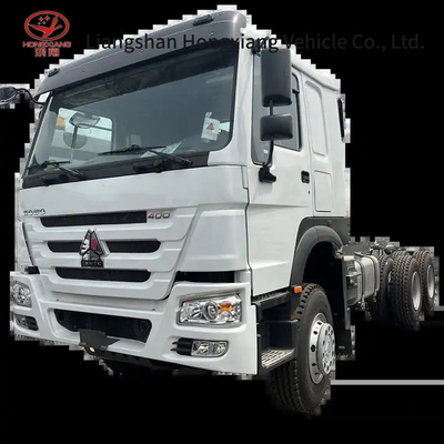 Camion tracteur à transmission manuelle lourd Sinotruk Sitrak avec une capacité de moteur &gt; 8L