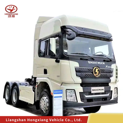 8.2 tonnes Camions lourds certifiés ECE Camions tracteurs diesel à grande capacité