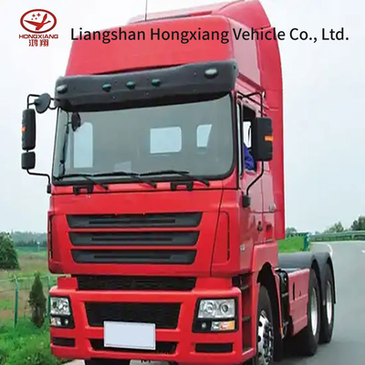 En bon état Hand Sinotruk Head Tractor Truck avec une grande capacité et un moteur