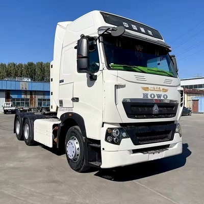 Sinotruk CNG HOWO T7 6X4 Tracteur Truck Head Meilleur pour le segment du transport logistique