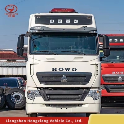 Shandong Sinotruk HOWO T7 camion tracteur avec moteur diesel avant et pneus 12.00r20