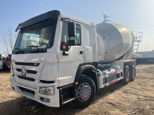 6x4 mode de conduite auto-chargement camion de mélangeur de béton avec pompe au mieux 12.00r22.5 pneus