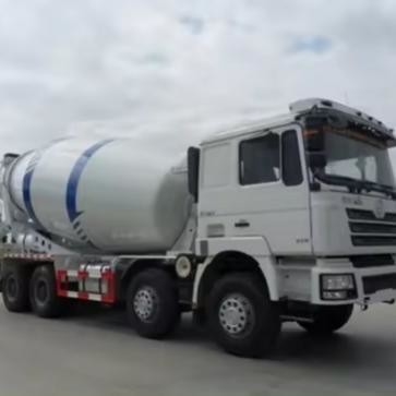 6x4 HOWO Lourd 10-12m3 Ciment béton mélangeur Cisterne 300-400 chevaux
