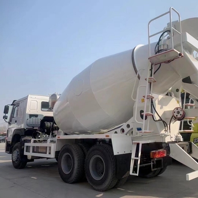 ODM Sinotruk HOWO 6X4 Heavy Duty 10 roues 8cbm 9cbm 10cbm 12cbm Mixeur monté sur camion