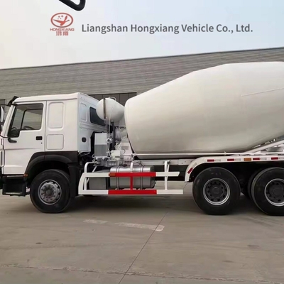 Vendre Sinotruk HOWO Ciment et béton mélangeur camion 8m3 10m3 12m3 6X4 Segment camion lourd