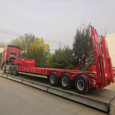 2 essieux 30 tonnes châssis bas bas plat semi-remorque bas plat avec deux vitesses de pose de la jambe