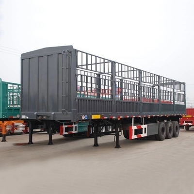 2 essieux Fermeture de transport de bétail / chevaux Camion de marchandises Semi-remorque avec auto-dépôt