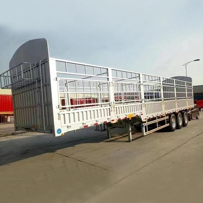 2 essieux Fermeture de transport de bétail / chevaux Camion de marchandises Semi-remorque avec auto-dépôt