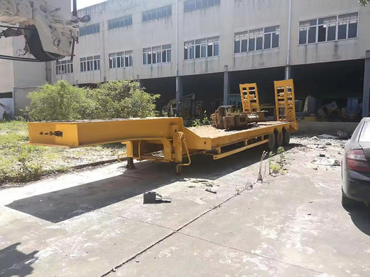 Pièce d'atterrissage manuelle 5 essieux 80 tonnes remorque à charge basse pour transporter une grue