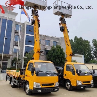 Opération de 24 m d'altitude personnalisable Camion de travail aérien Véhicule avec panier 4x2 roue motrice